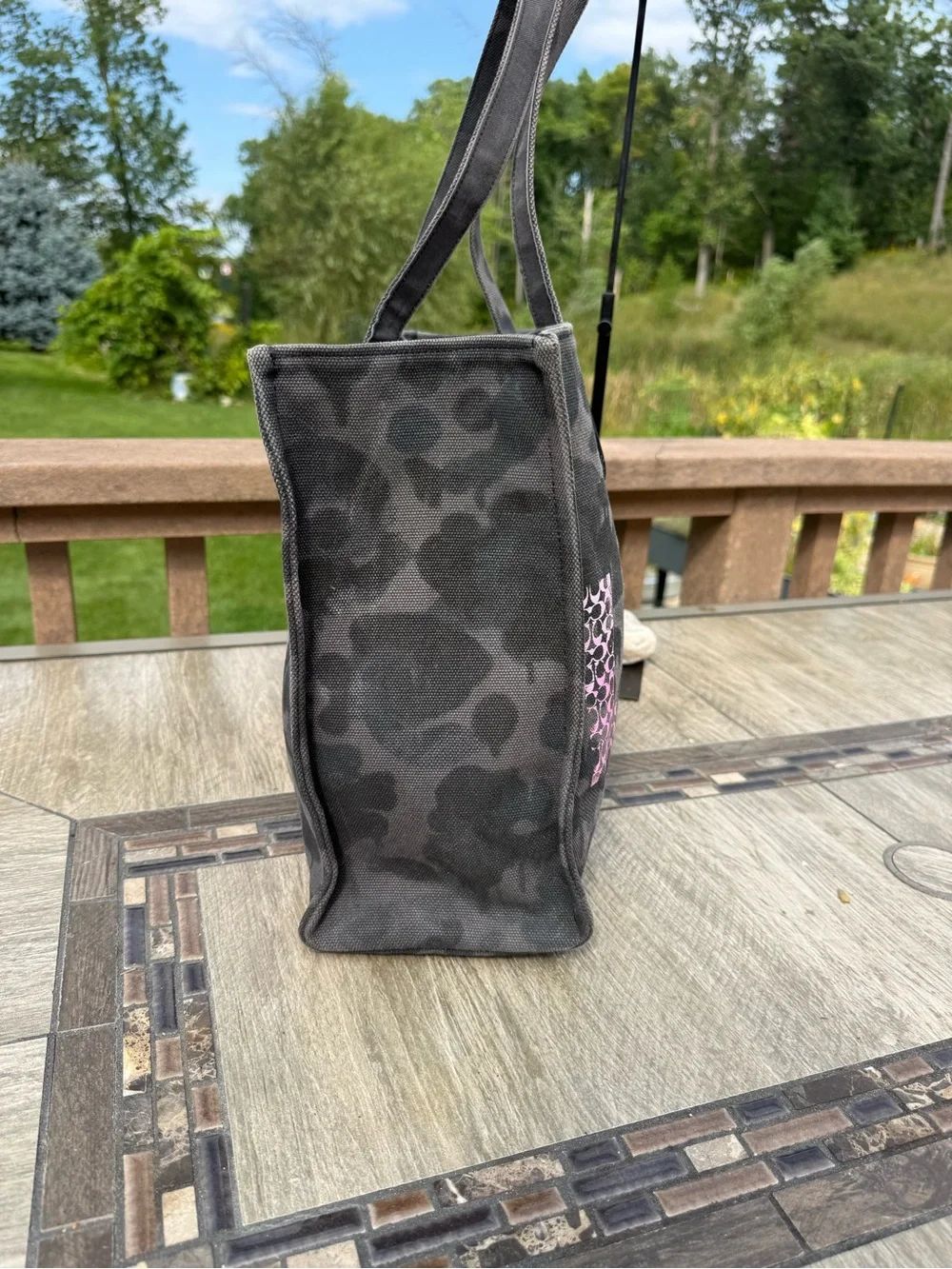 EUC Coach Limited Edition LOVE Tote 42 collab Jason Naylor
